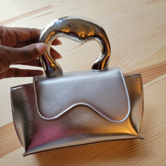 Metallic Hanbag - Picture 11 of 12